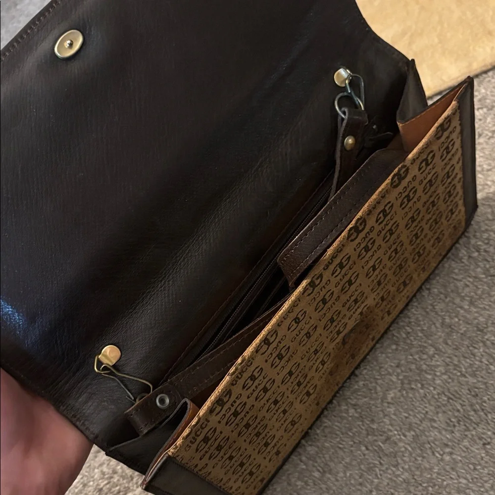 🐿️ {PRICE FIRM} 1980s Gucci GG Monogram Canvas Clutch Shoulder Bag - Picture 5 of 15